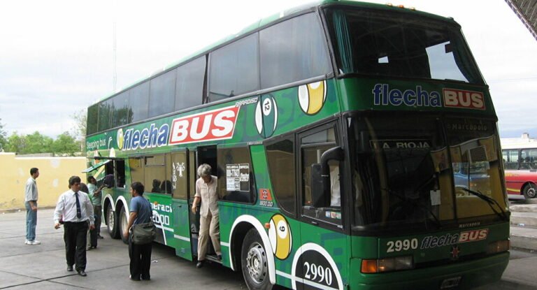 Se reanuda el servicio de transporte terrestre pero solo para esenciales