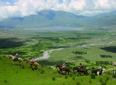 Vista panormica del valle y la montaa