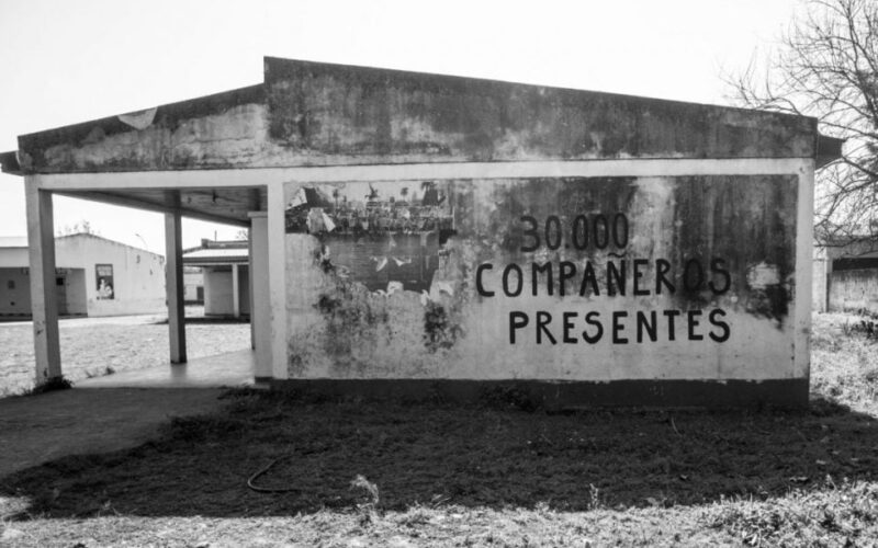 A través de un proyecto de investigación recuperan las historias de vida de las víctimas del genocidio en Tucumán 5 WhatsApp Image 2018 09 19 at 11.47.06 scaled 1