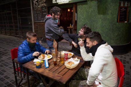 bar covid
