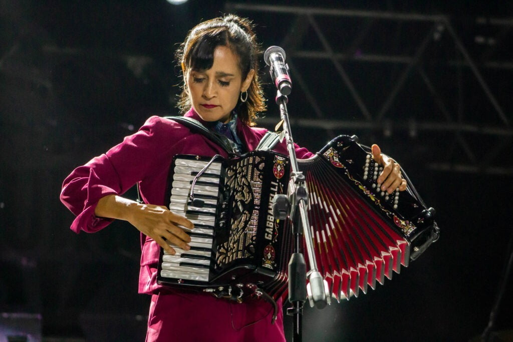 En Fotos | Julieta Venegas en el Cosquín Rock 2022 7 MG 6521