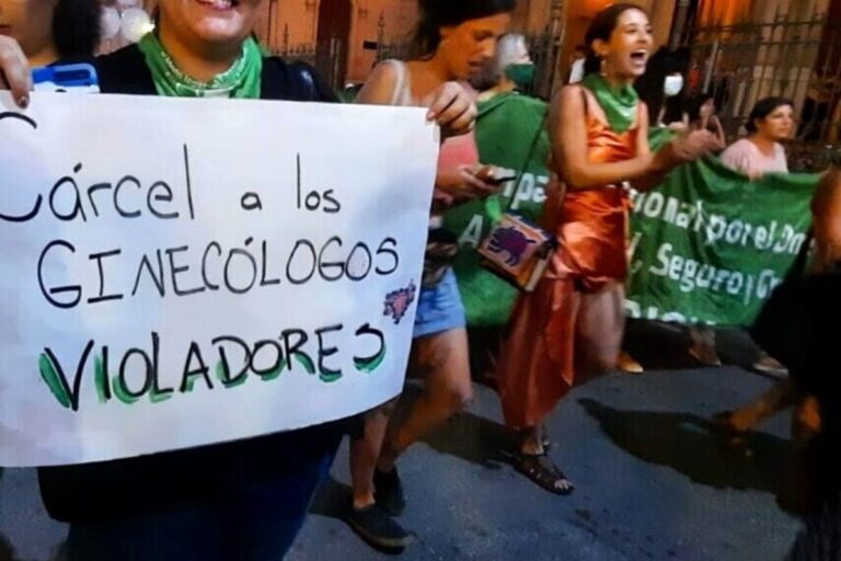 Ginecólogo preso por abuso sexual: “El pacto patriarcal lo cuidó durante años”