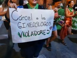 429197 lucero denuncia marcha