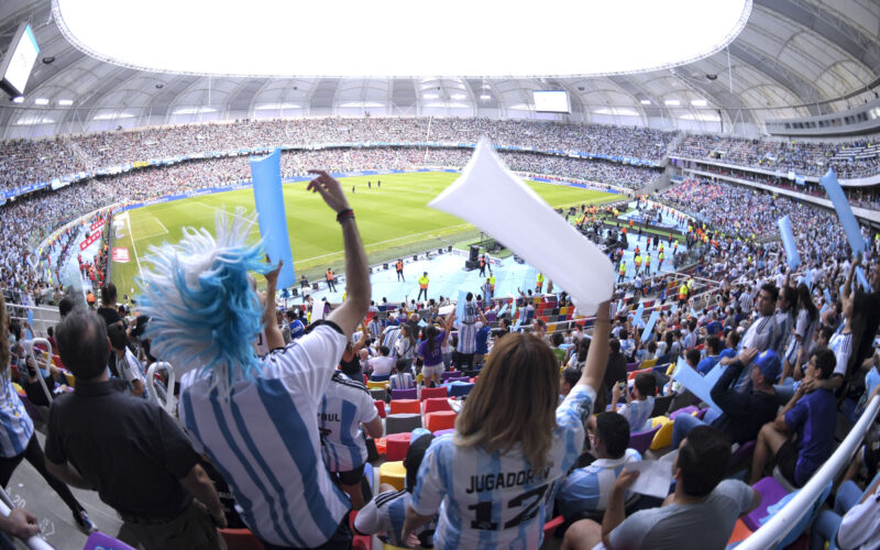 29 03 2023 los hinchas llenan las tribunas