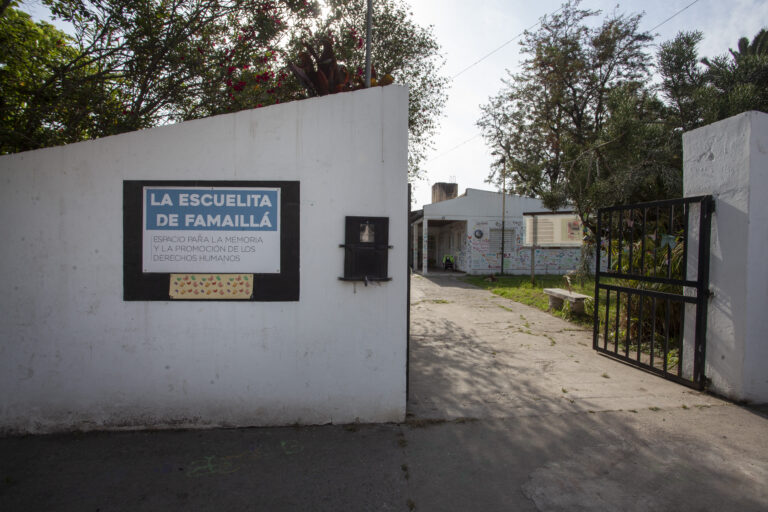 Ingreso al Espacio para la Memoria La Escuelita de Famailla