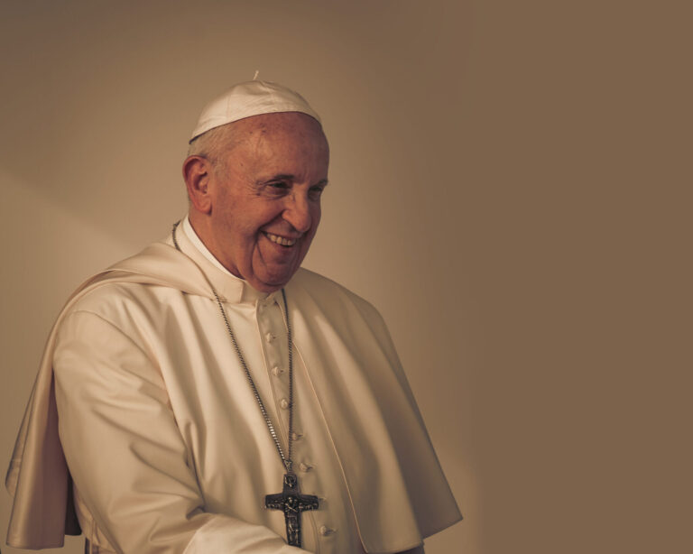 PapaFrancisco scaled 1