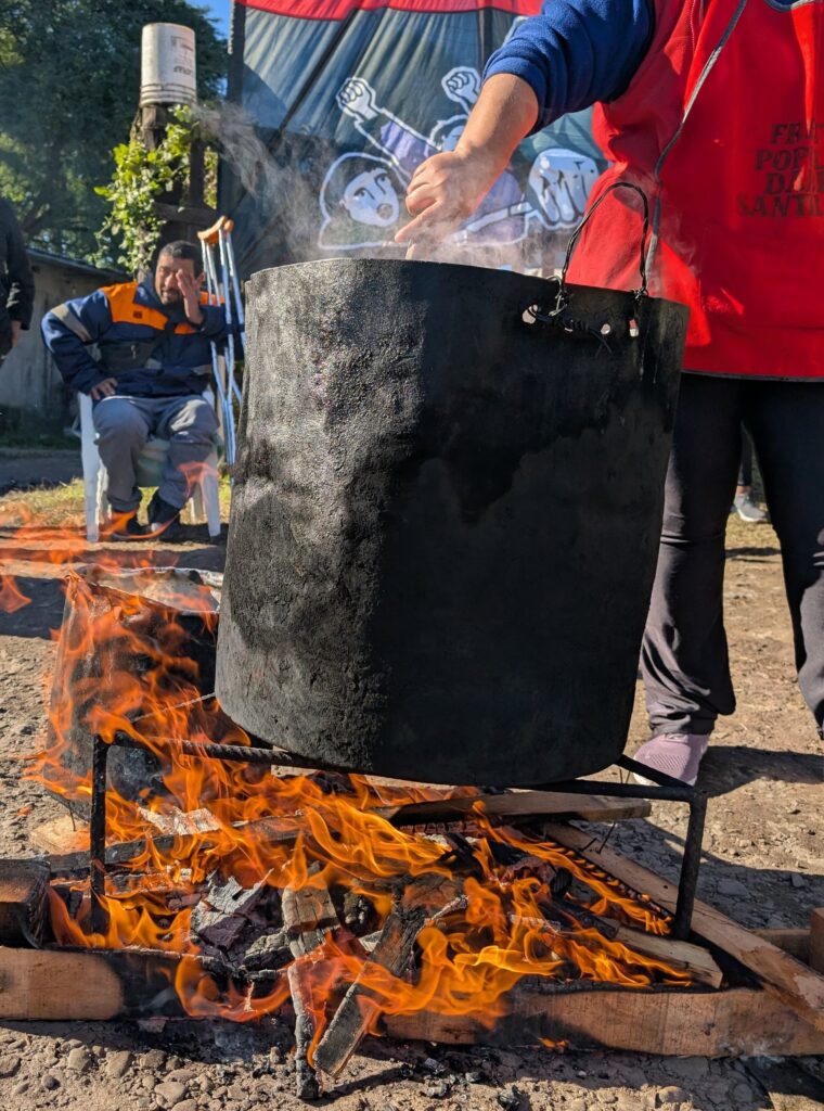 Pan, Trabajo y Dignidad: Ollas Populares contra el hambre en Tucumán 8 WhatsApp Image 2025 05 29 at 20.19.50