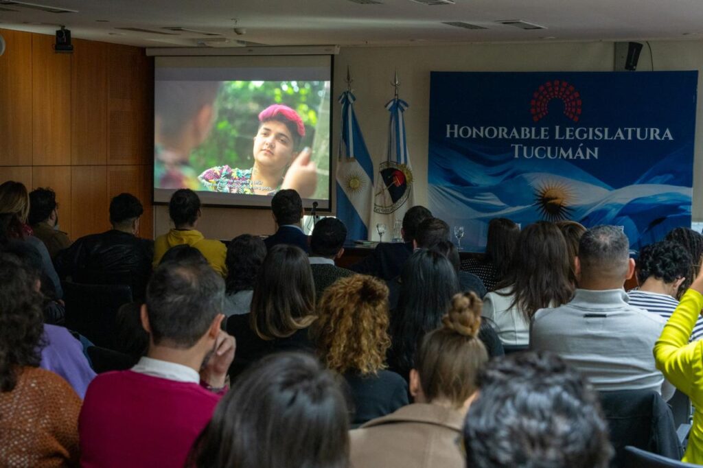Se presentó en la Legislatura “Mariquitas”, un documental sobre diversidad sexual 6 WhatsApp Image 2025 09 09 at 15.50.54