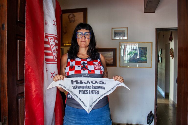 La muestra “Cuerpas Reales, Hinchas Reales” llega a Tucumán